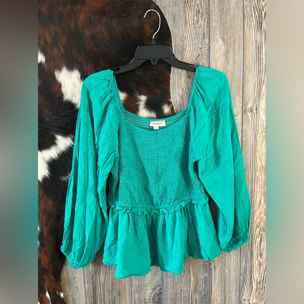 Andree By Unit Square Neck Smocked Size Medium Ke… - image 6